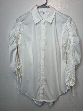 DR2 Crisp White Button Up Gathered Long Sleeve Shirt Size Small Office Preppy